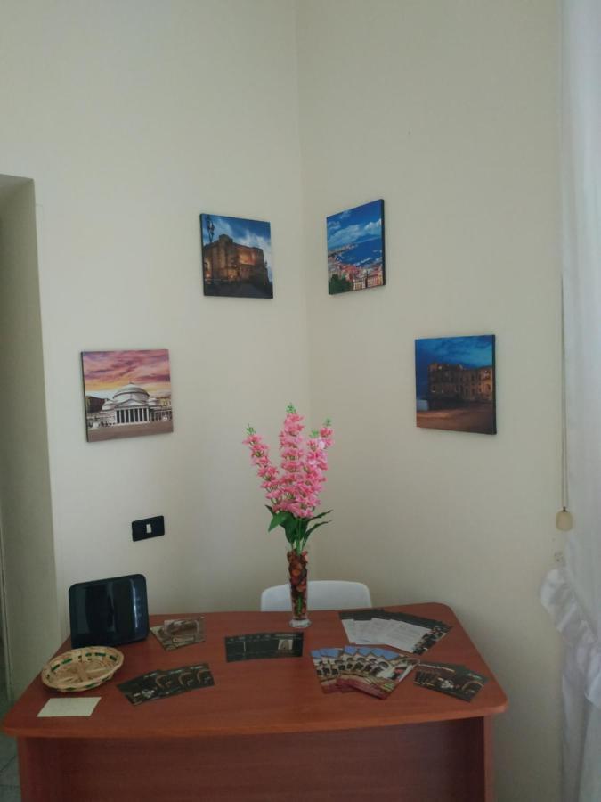 Dimora San Ferdinando Bed and Breakfast Νάπολη Εξωτερικό φωτογραφία